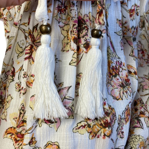 Maurices Floral Flowy Top - Picture 5 of 8